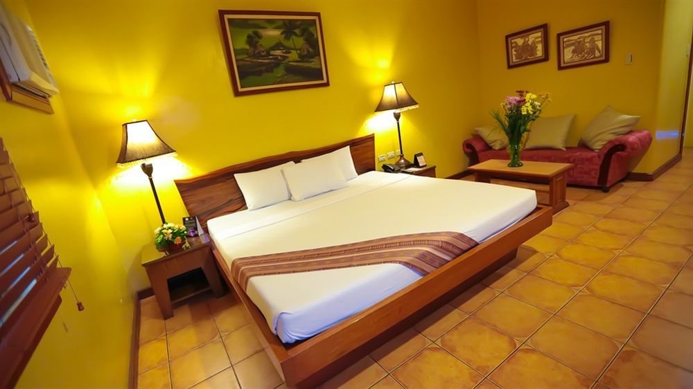 Hotel La Corona De Lipa 리파 외부 사진