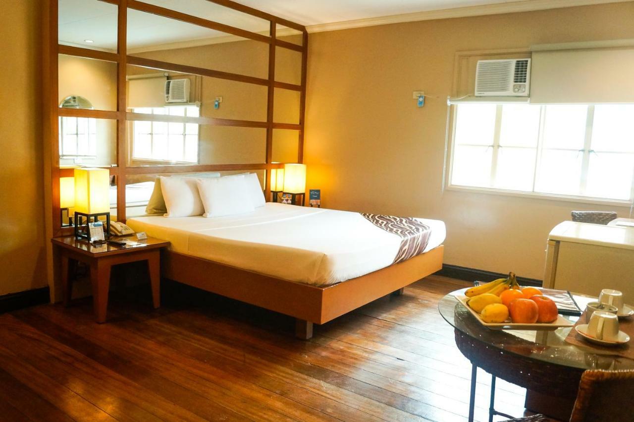 Hotel La Corona De Lipa 리파 외부 사진